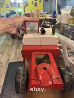 Vintage Mighty Tonka Car Carrier Red White Pressed Steel Toy Truck 31 vtg metal