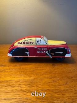 Vintage Modern Bakery Walt Reach Courtland Tin Toy Litho Wind-up Car