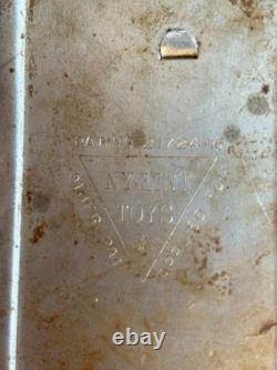 Vintage Nylint Toys Blue #600 The Amazing Car Wind Up Works Hard to Find Color