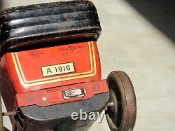 Vintage Old Battery Operated Golden Jublee A1910 Car Tin Toy Made In Japan