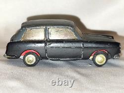 Vintage Old Die Cast Toy Car Austin A 40 Tri-Ang Toys Spot-On car Great Britan