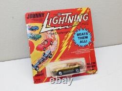 Vintage Original 1970 Johnny Lightning Topper Toy Opening Hood Jaguar XKE Carded