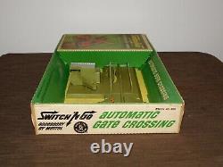 Vintage Race Car Toy 1965 Mattel Switch N Go Automatic Gate Crossing Unused