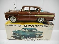 Vintage Rare Bandai Tin Toyopet Crown Deluxe Car #725 Boxed. Japan