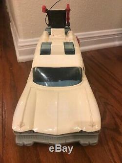 Vintage Rare Toy Kenner 1984 Ghostbuster ECTO 1 Ambulance Car Colombia Pictures