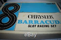 Vintage STROMBECKER CHRYSLER BARRACUDA slot car racing set 132 DEALER