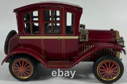 Vintage Tinplate Battery Operated 1920s Style Toy Limousine Car