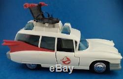 Vintage Toy GHOSTBUSTERS ECTO 1 Ghostbuster Car Kenner 1980's