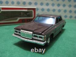 Vintage Toyota Crown Royal Saloon 1/40 G-135 Diapet Yonezawa toys 01537