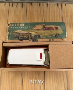 Vintage Traveling Car Tin Toy RARE Old China Toys