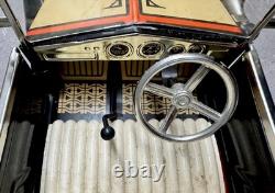 Vintage USSR Tin Toy Phaeton Car Soviet Big Model Toy Car Battery Operated