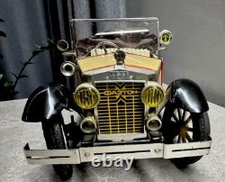 Vintage USSR Tin Toy Phaeton Car Soviet Big Model Toy Car Battery Operated Vintage USSR Tin Toy Phaeton Car Soviet Big Model Toy Car Battery Operated