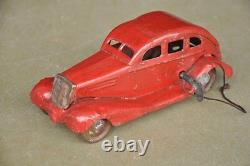 Vintage Unique Fine Red Litho Sedan Car Tin Wind Up Toy, Collectible