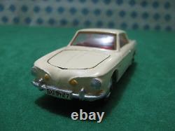 Vintage Volkswagen 1500 Karman Ghia 1/43 Corgi Toys 239