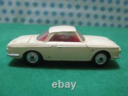 Vintage Volkswagen 1500 Karman Ghia 1/43 Corgi Toys 239