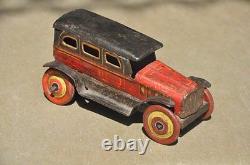Vintage Wind Up Litho car Tin Toy, Japan