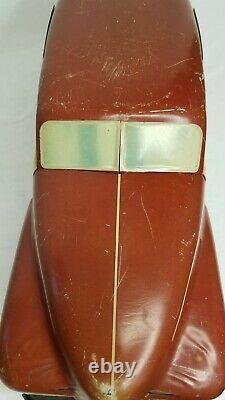 Vintage Wyandotte Pressed Steel Toys Toytown Estate Car Automobile Collectable