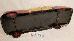 Vintage Wyandotte Pressed Steel Toys Toytown Estate Car Automobile Collectable