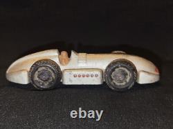 Vintage formula Racing Car Speed of the Wind Dinky Toys England By Meccano 1950