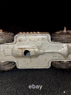 Vintage formula Racing Car Speed of the Wind Dinky Toys England By Meccano 1950