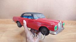 Vintage retro Benz car litho tin toy Japan. Mercedes Benz 250se car tin friction