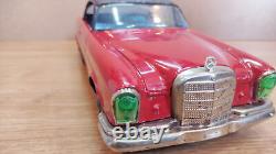 Vintage retro Benz car litho tin toy Japan. Mercedes Benz 250se car tin friction