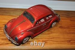 Volkswagen Sedan 4084 King Size Bandai battery operated Antique Tin Car Japan VW