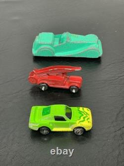 Vtg 1968 Tootsie Toy Carrying Case Holder with30 Die Cast Metal Car Truck