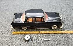Vtg Sss Tin Litho Mercedes 230 S Black Friction Car With Lifts Works Japan Rare