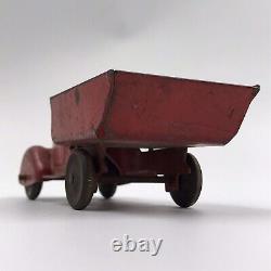 Wyandotte Red Pressed Steel Dump Truck 6 in Long Toy Car with Dumping Bed VTG 30's