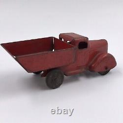 Wyandotte Red Pressed Steel Dump Truck 6 in Long Toy Car with Dumping Bed VTG 30's