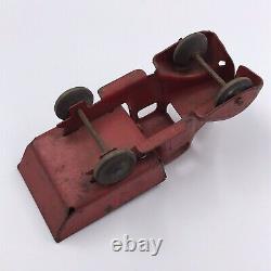 Wyandotte Red Pressed Steel Dump Truck 6 in Long Toy Car with Dumping Bed VTG 30's