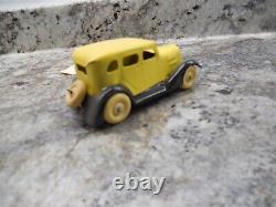 Wyandotte Toys 4 1/2 inch car carrier car