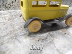 Wyandotte Toys yellow 5 inch car