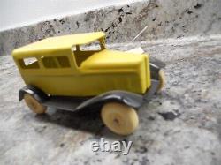 Wyandotte Toys yellow 5 inch car